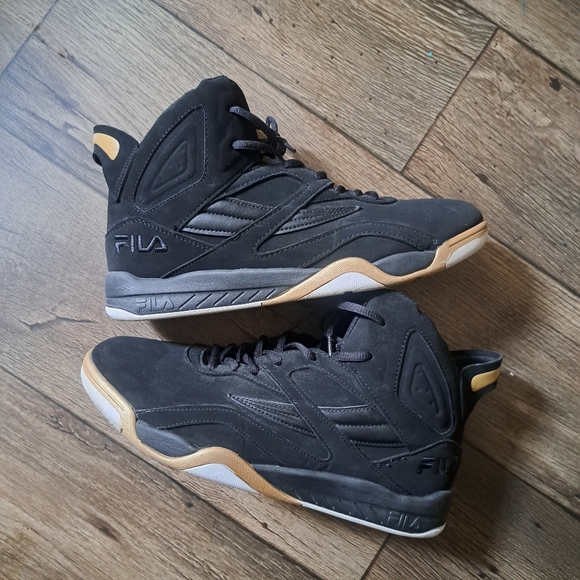 Fila Black High-Top Sneakers Size 11 - Picture 2 of 5